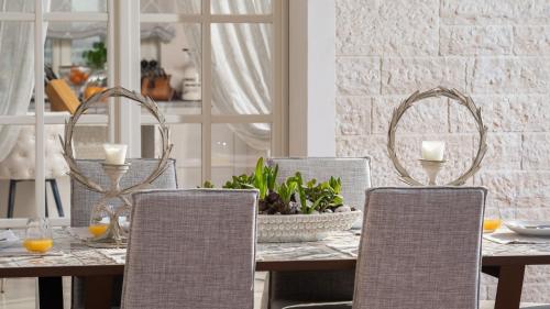 Rustic villa Fiordaliso with pool in Porec – khách sạn tại Lanterna