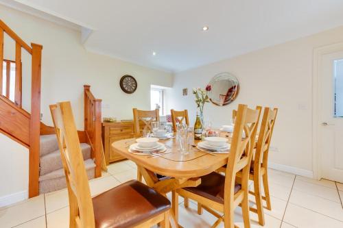 Iekārtas, 3 Bed in Swansea Valley oc-80031 in Pontardawe