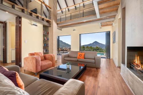 Létesítmények, Houtbay Hilltop Villa near Cape Point Vineyards Tasting Room