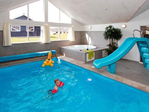 Úszómedence, 5 star holiday home in Sydals in Sydals