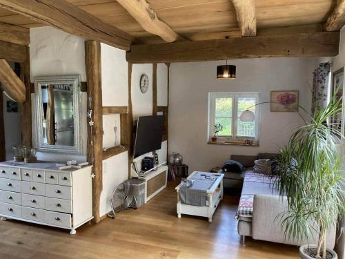 Fachwerkhaus am See mit Fass-Sauna im Münsterland (Fachwerkhaus am See mit Fass-Sauna im Munsterland) in 瓦倫多夫