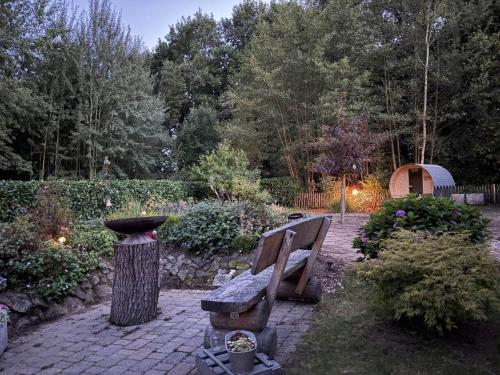 Fachwerkhaus am See mit Fass-Sauna im Münsterland (Fachwerkhaus am See mit Fass-Sauna im Munsterland) in 瓦倫多夫