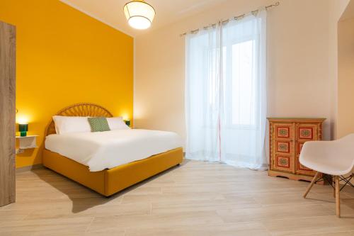 Glow Napoli Retreat - Top Collection
