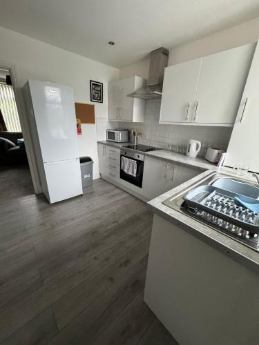 virtuve, Rosemary Cottage in Blaenavon