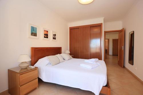 B95 - Casa Melo Apartment in Praia da Luz - image 3