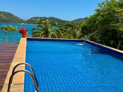 Búzios Prime: Vista Mar, 50m da Praia da Ferradura, 8 suites – khách sạn tại Bãi Biển Ferradura