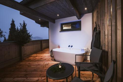 balkon/terras, Margarethenstein Boutique Hotel in Kaprun