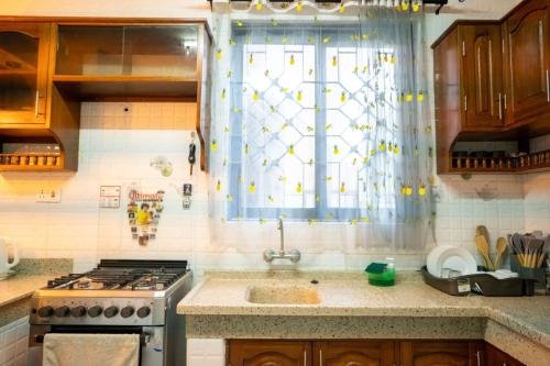 Kitchen, Serena10 in Mombasa