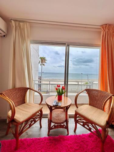 Apartamento con vista al mar