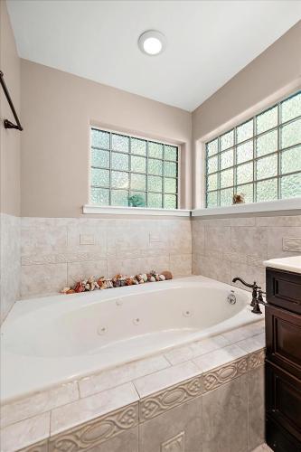 Single Family Retreat in Ocean Pines! in Ocean Pines (MD)