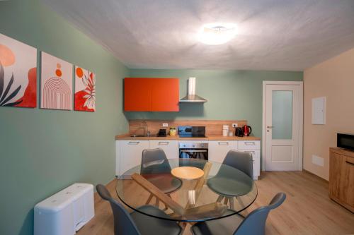 köök, Ca' dal Pum - Lake Orta - Elegant holiday home in Gozzano