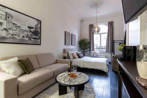 Elegant Balcony Suite, Antwerpia