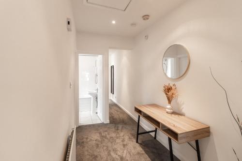 2 bedrooms, 3 beds