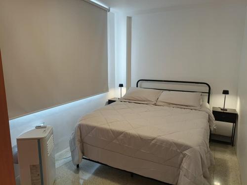 Lindo Apartamento 2 Habitaciones a 10 Minutos del Centro Comercial Sambil Candelaria en Caracas con  in San Bernardino