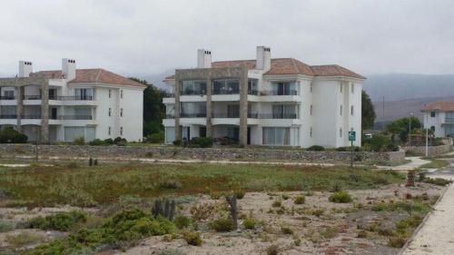 Departamento en exclusivo condominio Serena Golf in Punta Teatinos