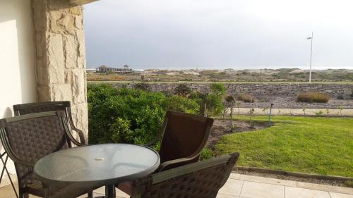 Departamento en exclusivo condominio Serena Golf in Punta Teatinos