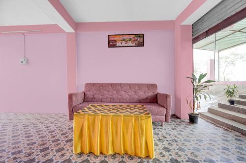 SPOT ON by OYO Fauzi Restaurant And Hotel