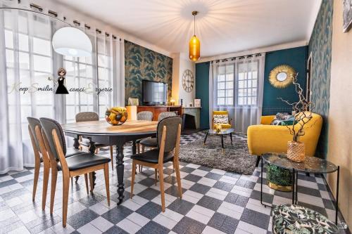 Maison ReJeanne, Retro Chic près de Lourdes (Maison ReJeanne, Retro Chic pres de Lourdes) in Pontacq