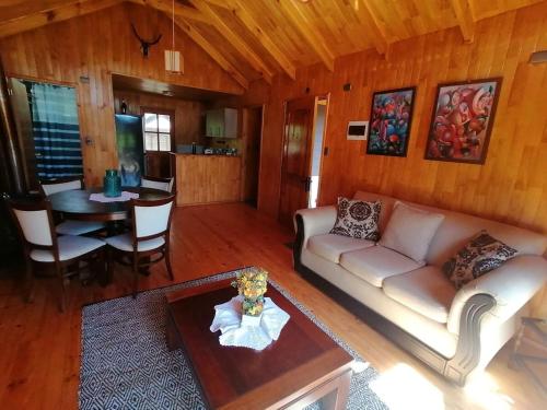 Cabaña a inicio carretera austral a 11 kilómetros de Pto Montt