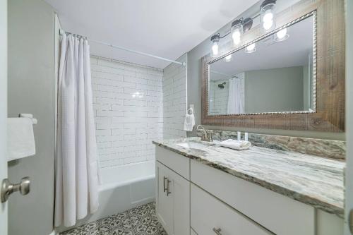 Casa Del Sol C1 – Gulf Shores, AL