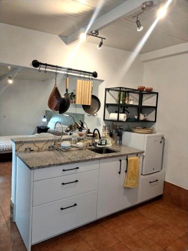 Studio in Barbéns, Miranda do Corvo - Casa 99 (Studio in Barbens, Miranda do Corvo - Casa 99) in Gondramaz