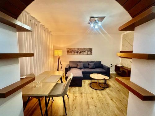 Cozy Center House, Tirana