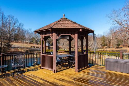 Lakeside Cabin in Scottsburg (IN)