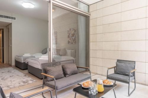 Lovely 2 Bedroom Home in Saifi Village 2 - image 13