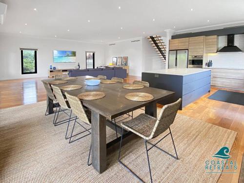 Kitchen, The Vista at Surf Beach - Linen Included in Surf Beach