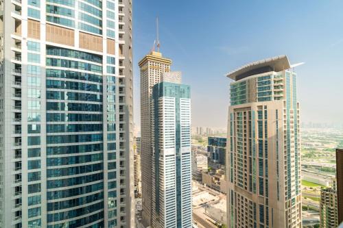 CitiHome - Elegant Retreat in the Heart of Dubai Marina - Flexible Stay near Bubbalicious