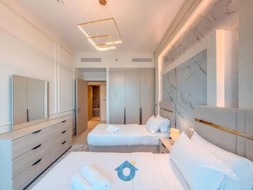 BEST SEA VIEW NEXT TO BURJ KHALIFA AND DUBAI MALL - image 4