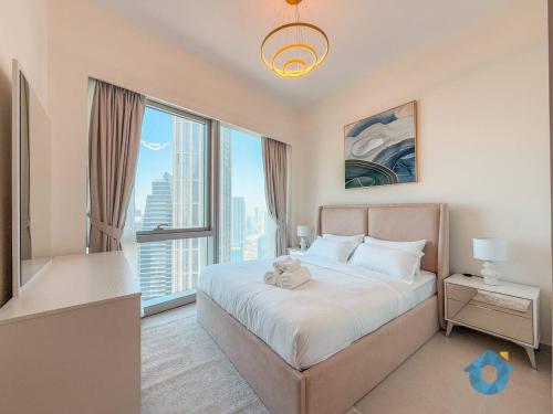 Best Burj Khalifa Skyline View Huge 3BR Like Home - image 10