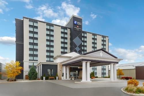 홀리데이 인 익스프레스 & 스위트 채텀 사우스 바이 IHG - 숙소 외관