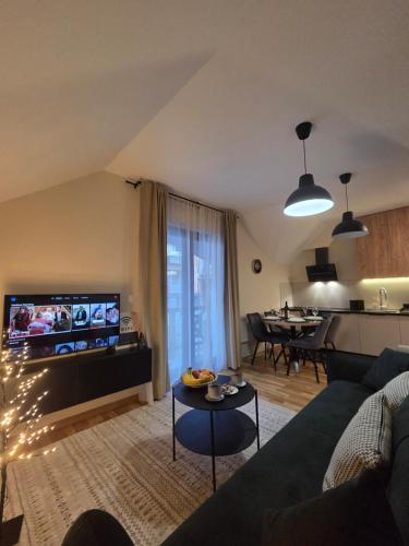 Tara Breeze Apartments