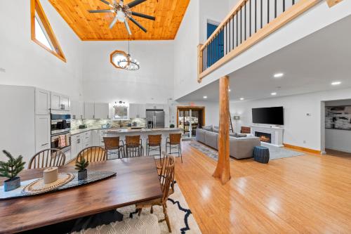 Wolfjaw Lodge - main image
