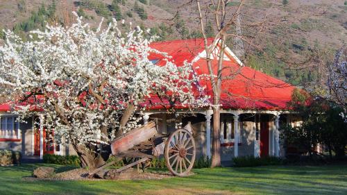 Hartley Homestead Boutique Bed & Breakfast