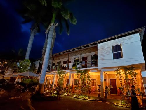 Dos Palmas in 拉利伯塔德