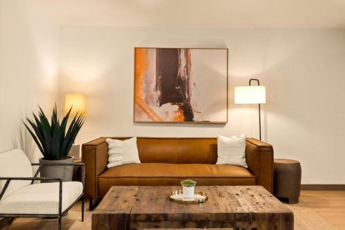 LivAway Suites Syracuse - main image