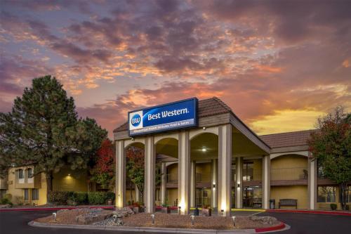 Best Western Airport Albuquerque InnSuites Hotel & Suites - image 12