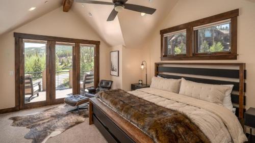Mountain view 6 Beds in Four O'Clock