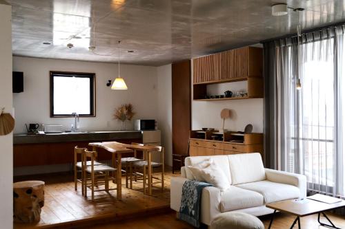 ON THE SAME HOTEL-All suite-