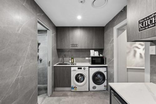 Modern Single Room - Next to Central Station - Near CBD UTS USYD - Shared Bathroom in Központ