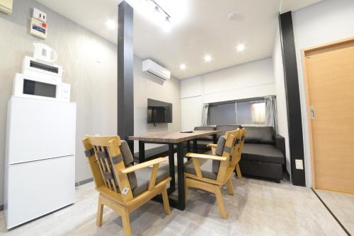 和の楓Cottage第二 新宿二階建て2室1シャワー1トイレ