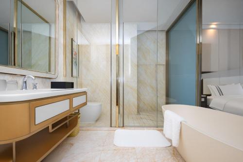 YM Gold Olives Harmony International Hotel Shenzhen – Shenzhen, IA