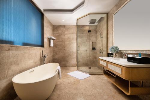 room detail thumbnail 2