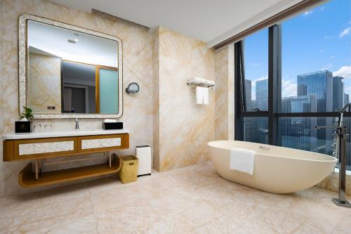 room detail thumbnail 2