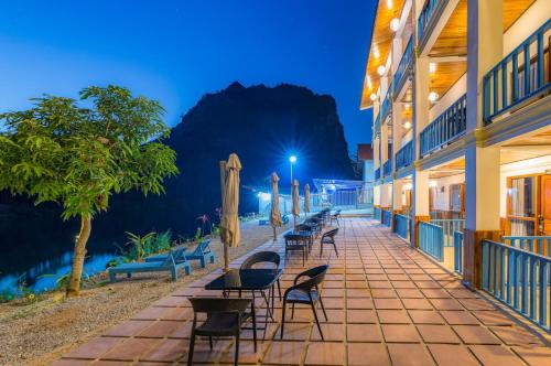Sabaidee Nam Ou River View in Nong Khiaw