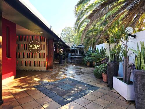 Vrt, El Toro Motel in Warwick Farm