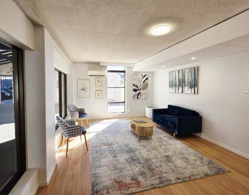 El Toro Motor Inn - image 2