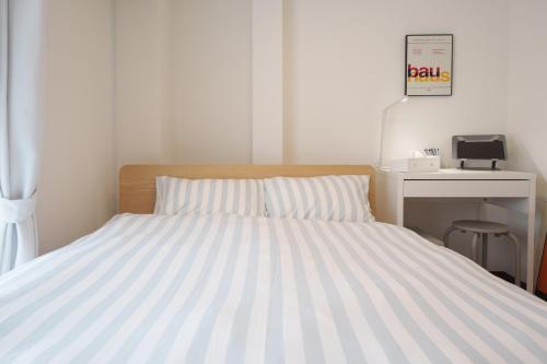 3min walk to Asagaya Sta, Cozy Private Studio Direct access 8min to Shinjuku, 30min to Akihabara and Asakusa